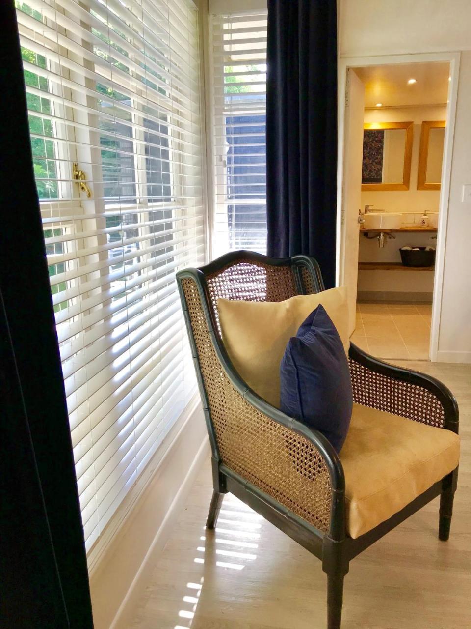 Hugo & Carters Lodge Роторуа Экстерьер фото